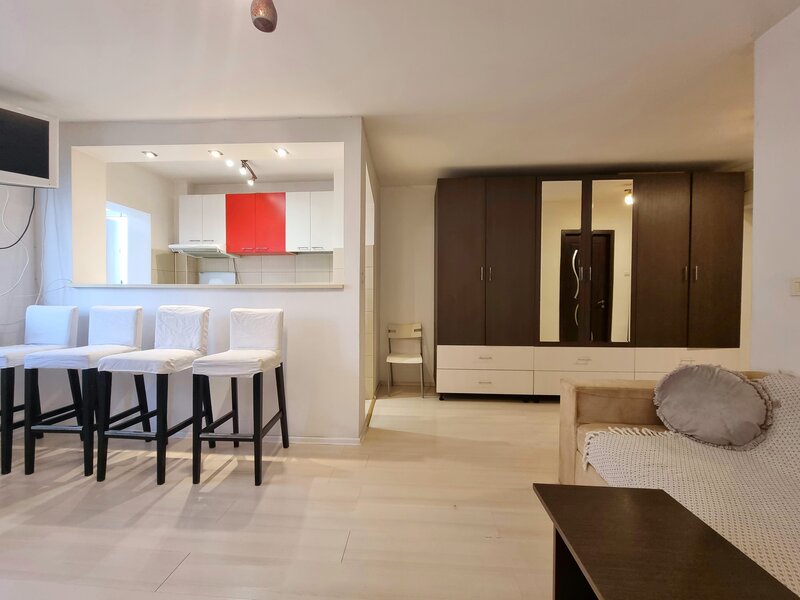 Lujerului, Drumul Timonierului 8, Iuliu Maniu Virtutii Gorjului Veteranilor