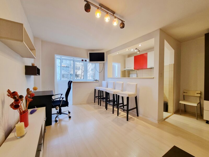 Lujerului, Drumul Timonierului 8, Iuliu Maniu Virtutii Gorjului Veteranilor